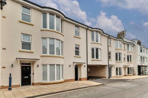 13 Belle House - Apartment 2