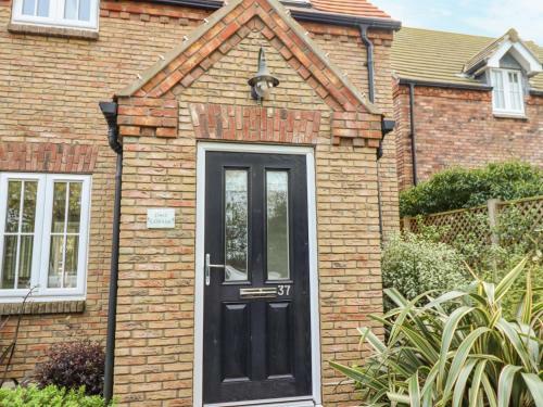 37 Trinity Way