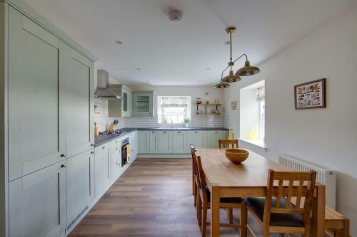 Balgavies Home Farm - Cottage