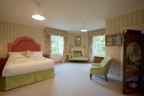 Glamis House