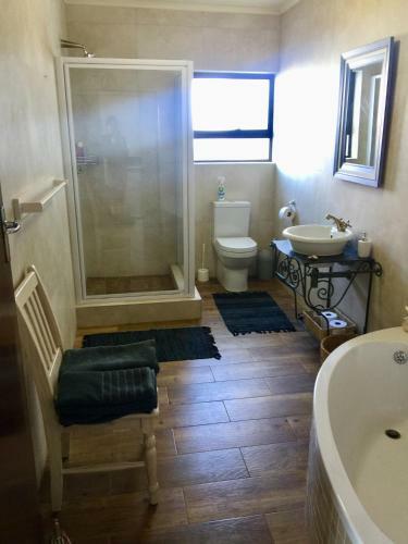 Hostal Captain Sunshine Guest House