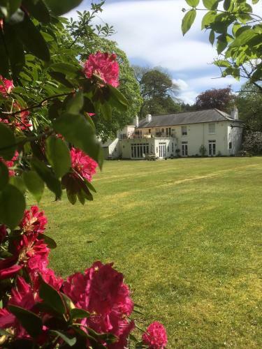 Lodge Claremont Coach House