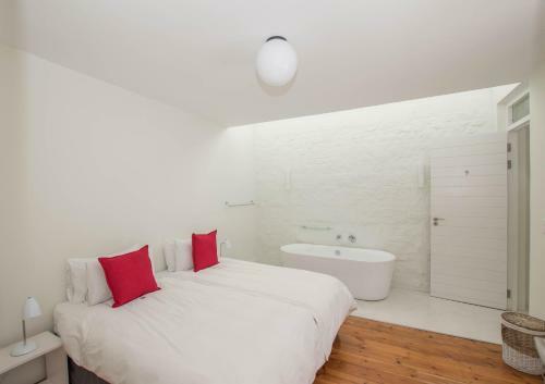 Rosmead Apartment