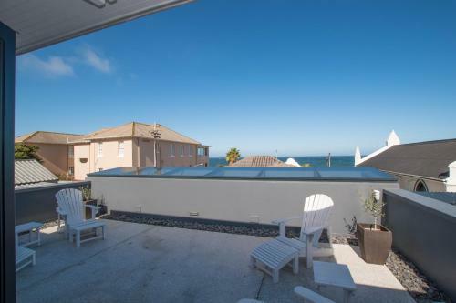 Rosmead Apartment