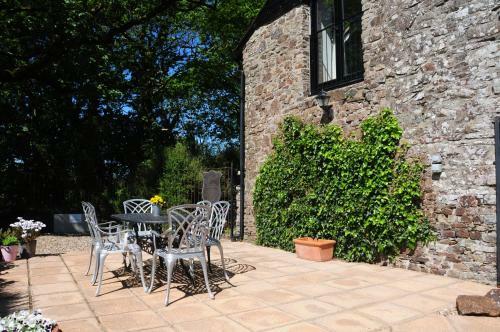Cloister Park Cottages