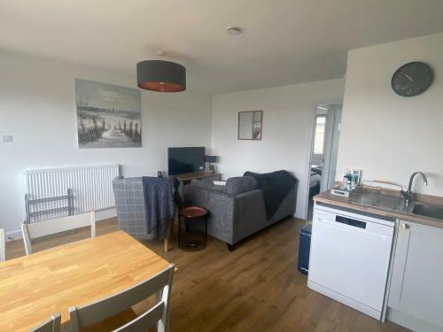 Beau - Brambles Chine, Colwell Bay Newly Refurbished