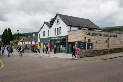 Hotel Lock Chambers, Caledonian Canal Centre