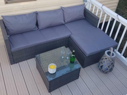 Hillingworth's Hot Tub Retreat