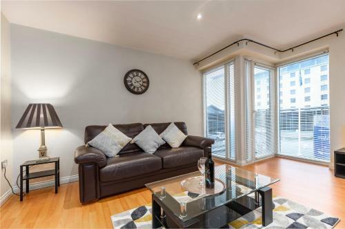 Oakstays Quayside Apartment