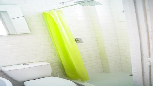 Hostal Calm, City Center, Walk To Attractions, Wifi