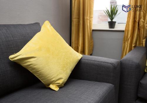 Apartamento ? Glamorous 3 Bedroom Flat ? Wifi ? Parking?
