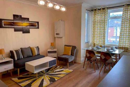 Excellent And Very Modern Apartment With Private Parking