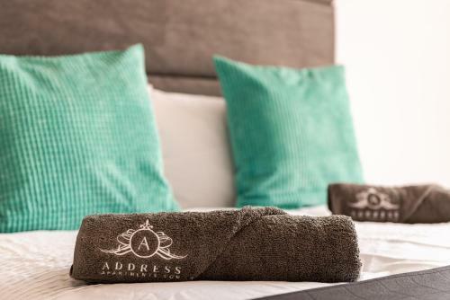 Apartment 4 - Bleisure - Free Parking!