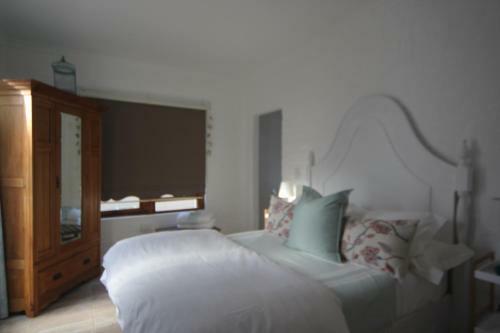 Hostal The Lily House
