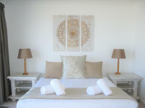 Beachfront Cottage - Hermanus Whale View