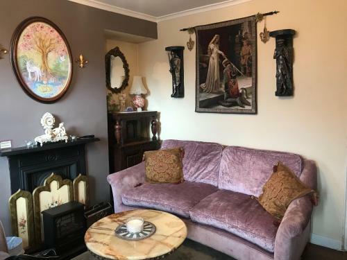Glastonbury Rose Cottage