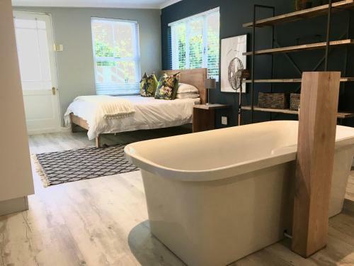 Apartamento Modern Spacious Cottage With Hot Tub, Flora Studio
