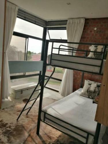 Jbay Holiday Home