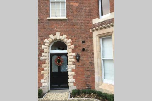Quiet Apartment Close To Gloucester Quays/docks