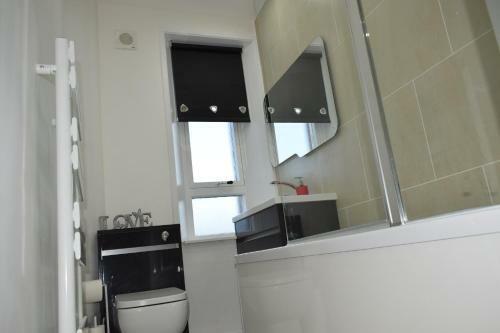 Glasgow Lovely Apartment D&n
