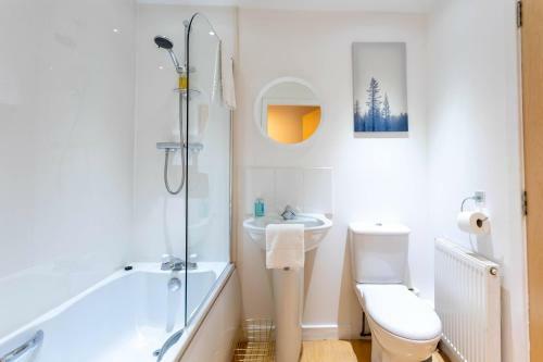 Apartamento Modern 2 Bed Broompark/central Apt. With Parking