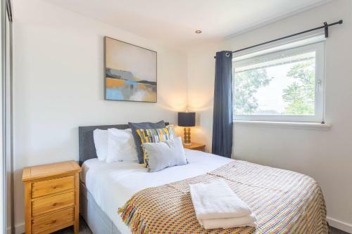 Apartamento Modern 2 Bed Broompark/central Apt. With Parking