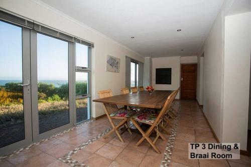 Twin Pigg Coast House