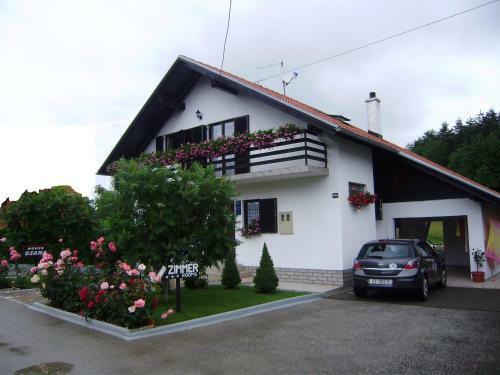 Hostal House Osana
