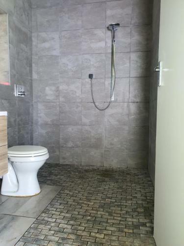 Apartamento Achim Home, Or Thambo