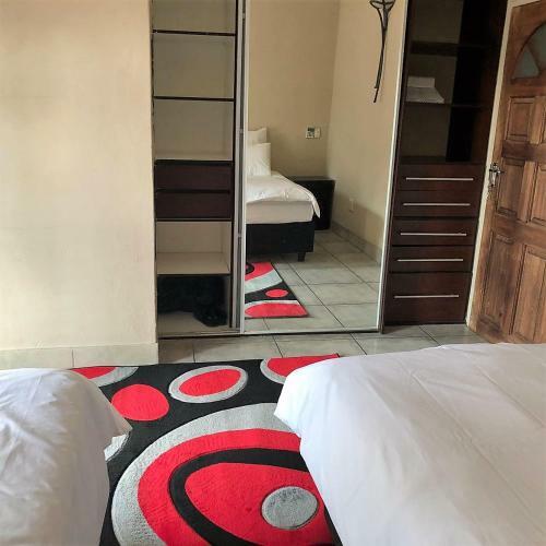 Hostal Africaren Budget Stay
