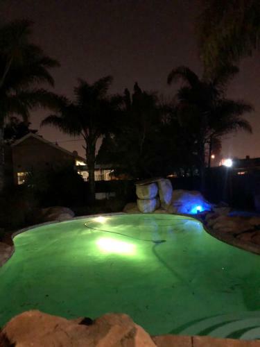 Hostal Africaren Budget Stay