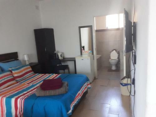 Hostal Airport Leisure Lodge