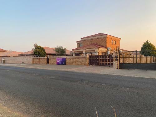 Hostal Nimza K Guesthouse