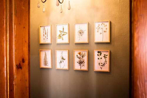 Hostal @athens Guest Rooms