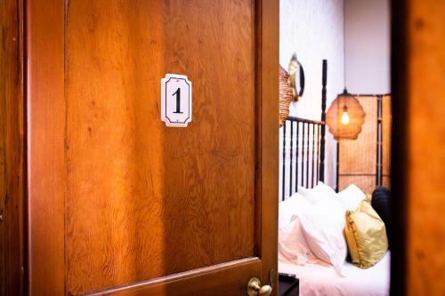 Hostal @athens Guest Rooms