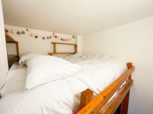 Glasgow West End Apartment - Botanic Gardens