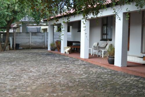 Hostal Komati Friends