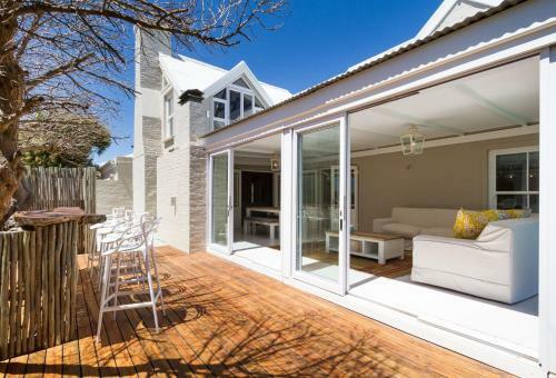 Apartamento Fin Whale Beach House