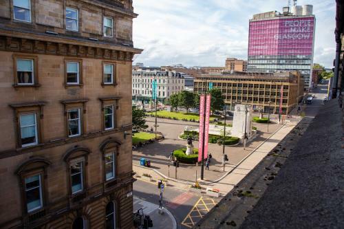 Modern Merchant City Apartment By George Square
