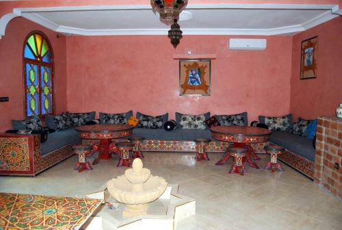 Hostal Riad Les Jardins Mabrouk