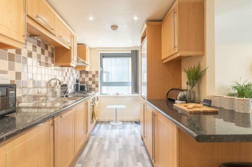 Charming Westend/city Centre Apartment
