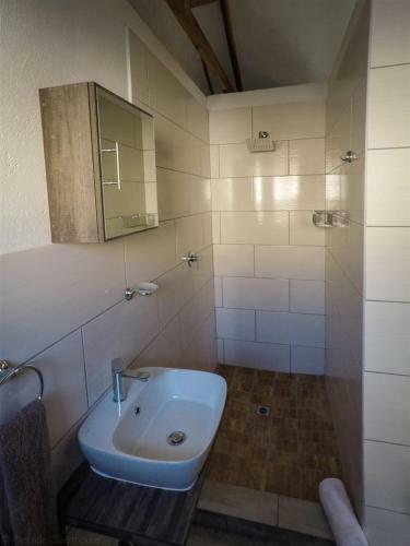 Hostal Parkside Guesthouse