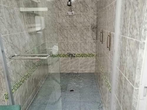 Hostal Lenasia Guest Lodge