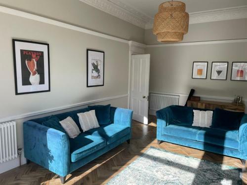 Stunning Glasgow West End Apartment - Facing Botanic Gardens