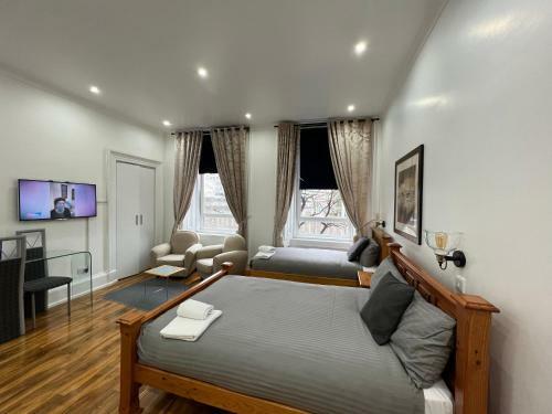 Hostal City Studios Free Parking