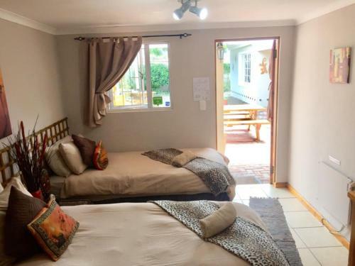 Hostal Keedols Inn & Backpackers