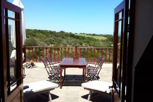 Topmast Self-catering Apartment