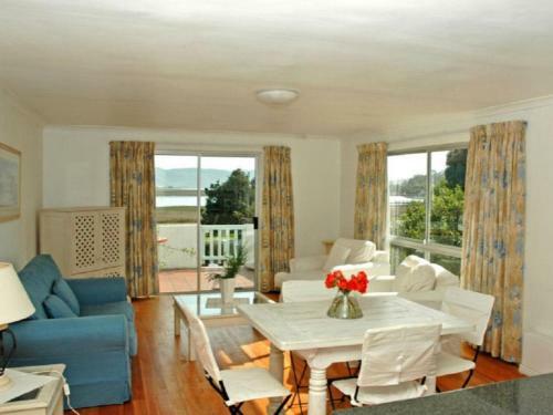 Hostal Lagoona Inn