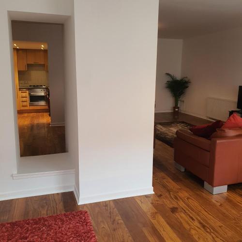 Apartamento Modern Apt @tramway Theatre (2bed2bath)