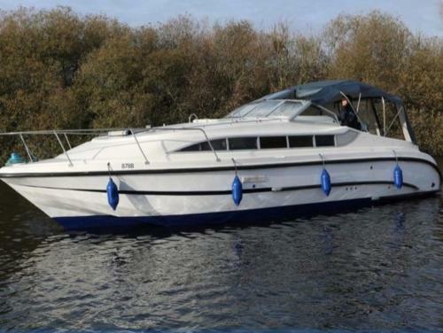 Norfolk Broads Cruiser